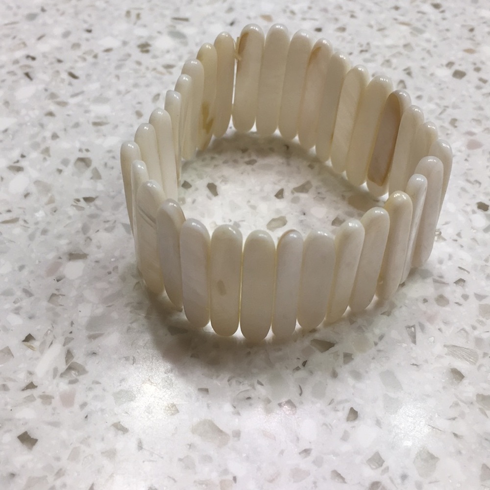 Mother of pearl bracelet